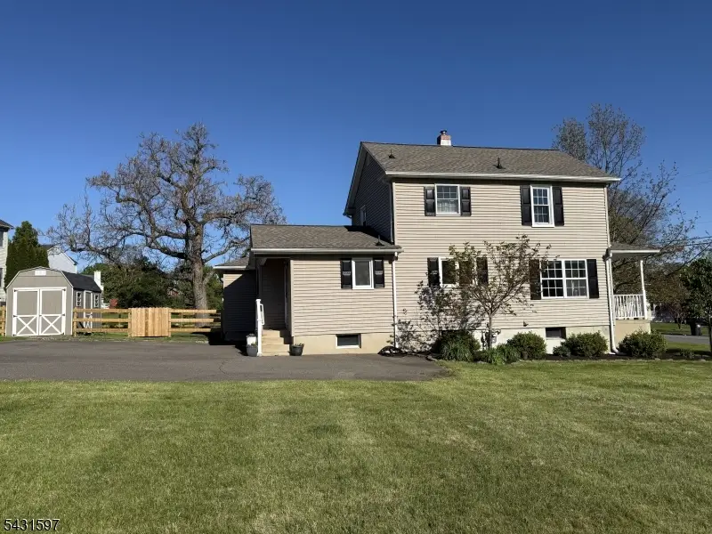 18 Kline Blvd, Whitehouse Station, NJ 08889 - #1