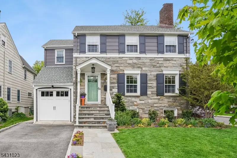11 Kendal Ave, Maplewood, NJ 07040 - #1
