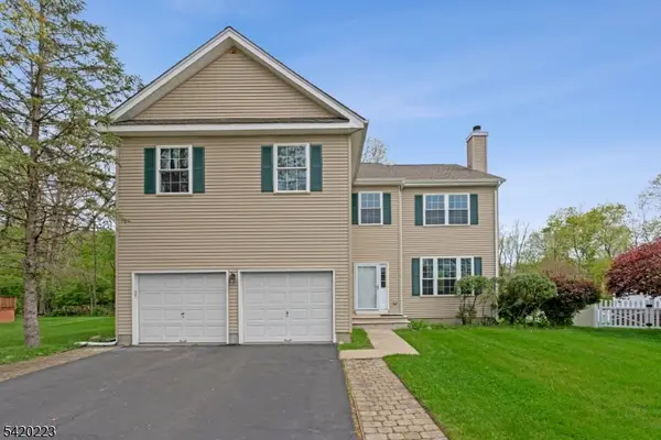 59 Scenic Ct, Hackettstown Town, NJ 07840