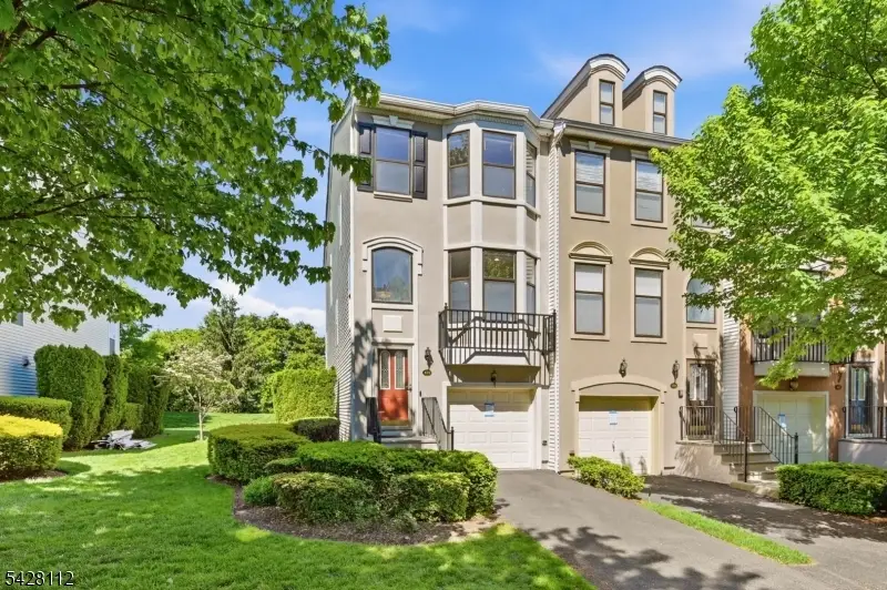 419 Hartford Dr, Nutley, NJ 07009 - #1