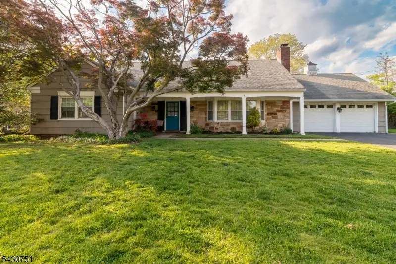 14 Buttonwood Dr, Franklin, NJ 08873 - #1