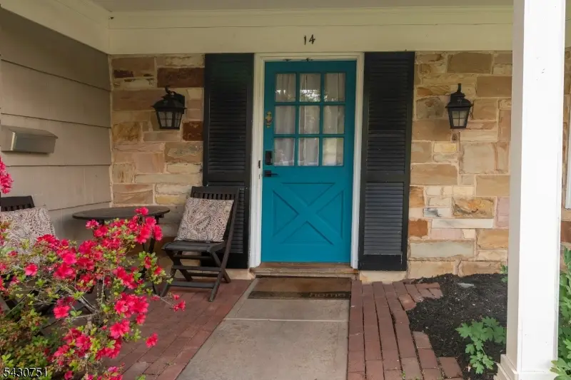 14 Buttonwood Dr, Franklin, NJ 08873 - #2