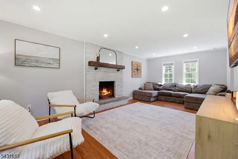 207 Mooney Rd, Roxbury, NJ 07836 - #3