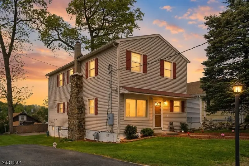 7 Willow St, Mount Arlington, NJ 07856 - #1