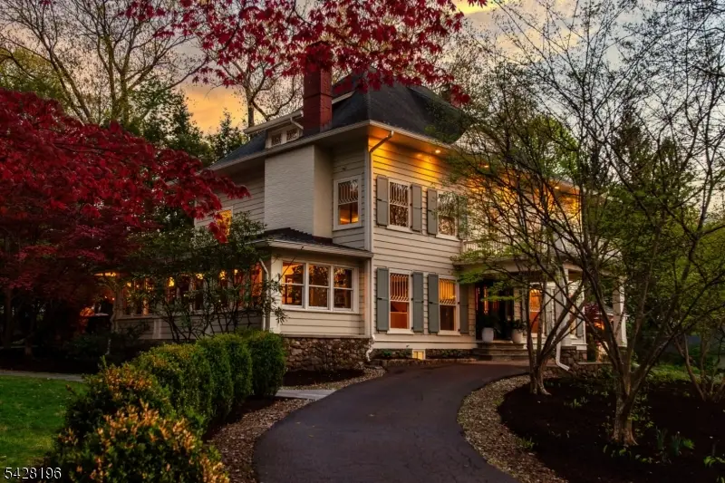 324 Morris Ave, Mountain Lakes, NJ 07046 - #1