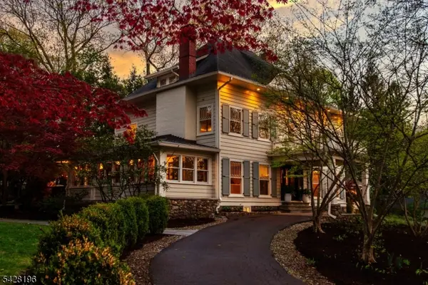 324 Morris Ave, Mountain Lakes Boro, NJ 07046