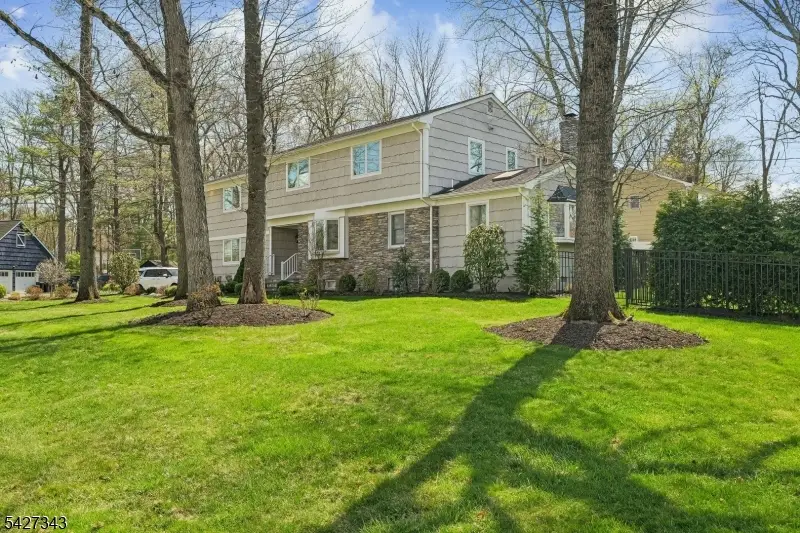 9 Wingate Way, Roseland, NJ 07068 - #3