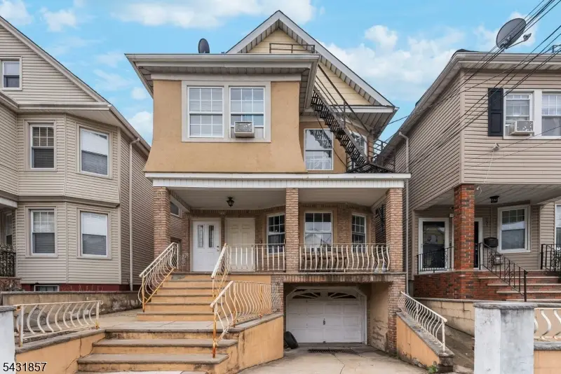 733 Jackson Ave, Elizabeth, NJ 07201 - #1