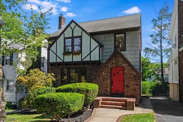 15 Rynda Rd, Maplewood Twp., NJ 07040