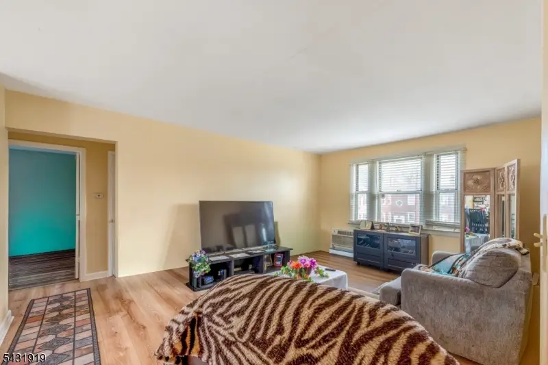 953D E Front St, Plainfield, NJ 07062 - #2