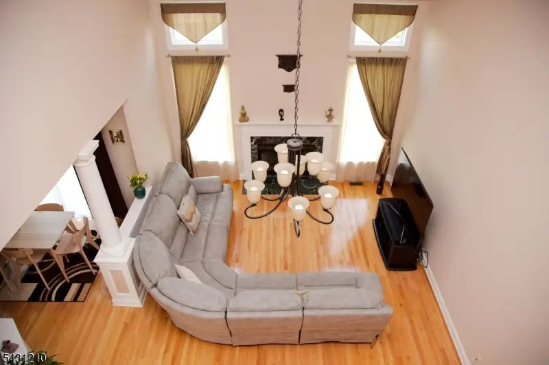 4 Spinnaker Dr, South Amboy, NJ 08879 - #2