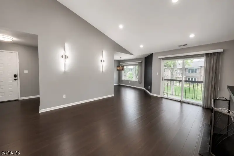 7 Tulip Cres #2D, Little Falls, NJ 07424 - #3