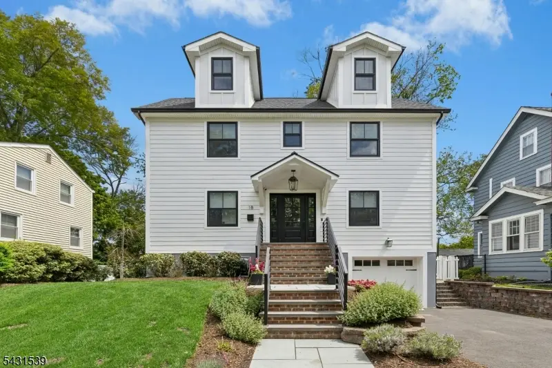 18 University Ave, Chatham, NJ 07928 - #1