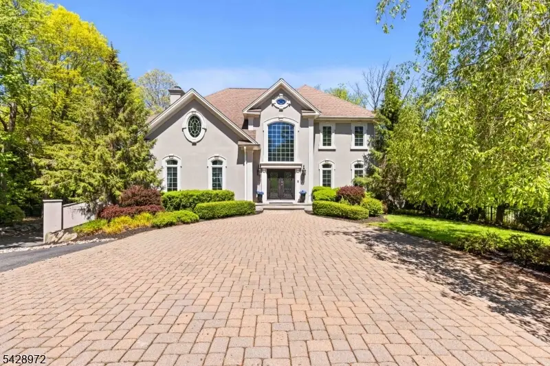 2 Manor Dr, Lake Mohawk, NJ 07871 - #2
