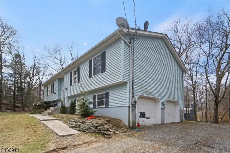 3 Cold Spring Dr, Vernon, NJ 07422 - #2
