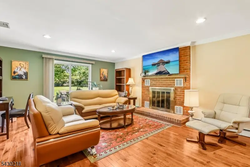 718 New Dover Rd, Edison, NJ 08820 - #2