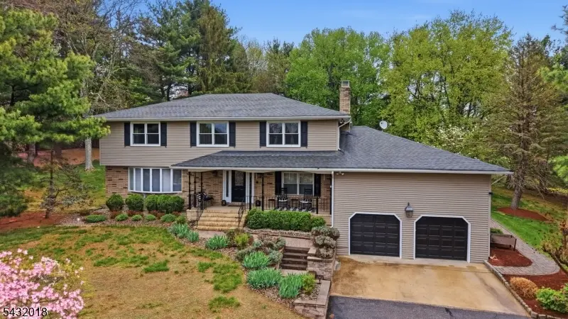 15 Sunrise Cir, Annandale, NJ 08809 - #3