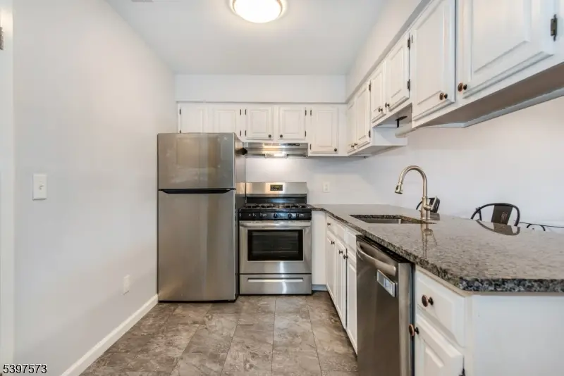 10 Augusta Dr #9, Vernon, NJ 07462 - #3