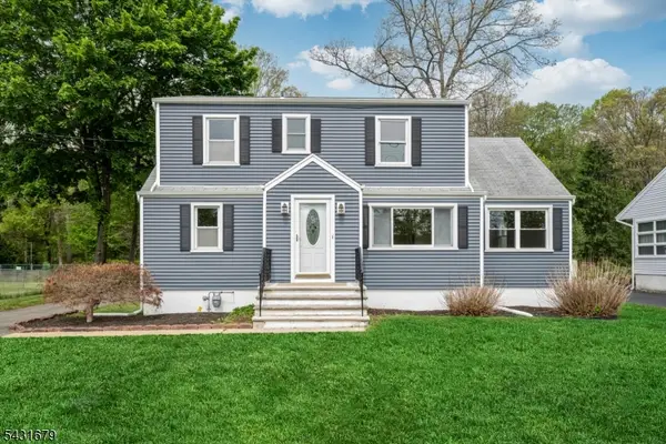 67 Eyland Ave, Roxbury Twp., NJ 07876