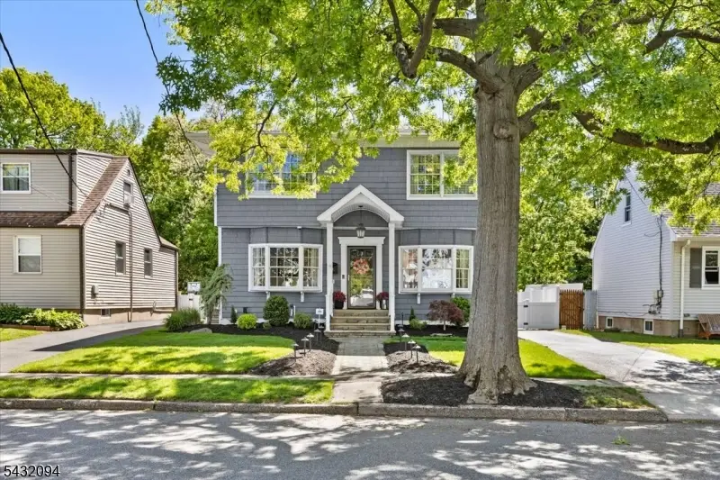 347 W Passaic Ave, Rutherford, NJ 07070 - #2