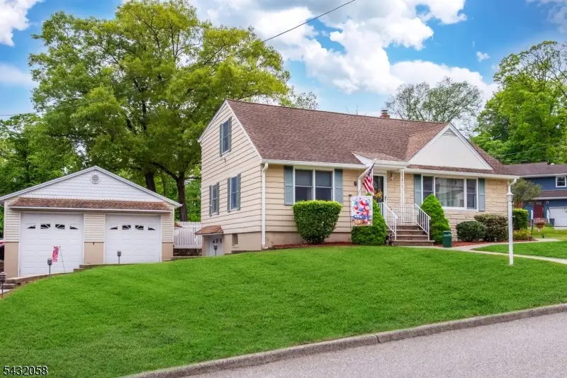 7 Mary St, Bloomingdale, NJ 07403 - #2