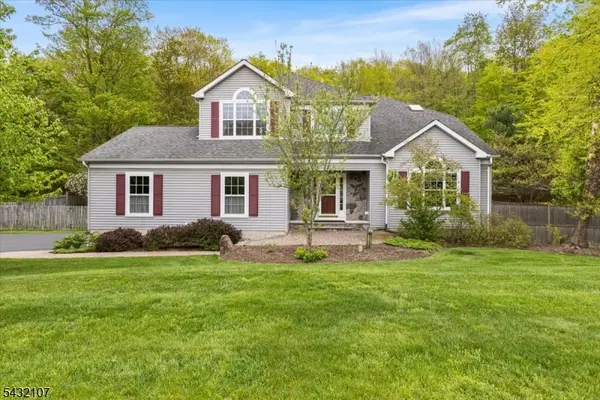 15 Upper Plateau Dr, Vernon Twp., NJ 07642