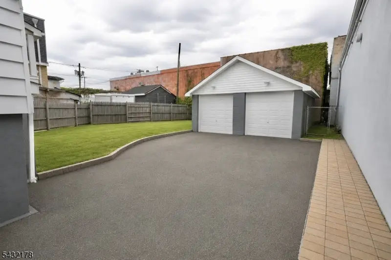 58 Sidney St, Lodi, NJ 07644 - #2