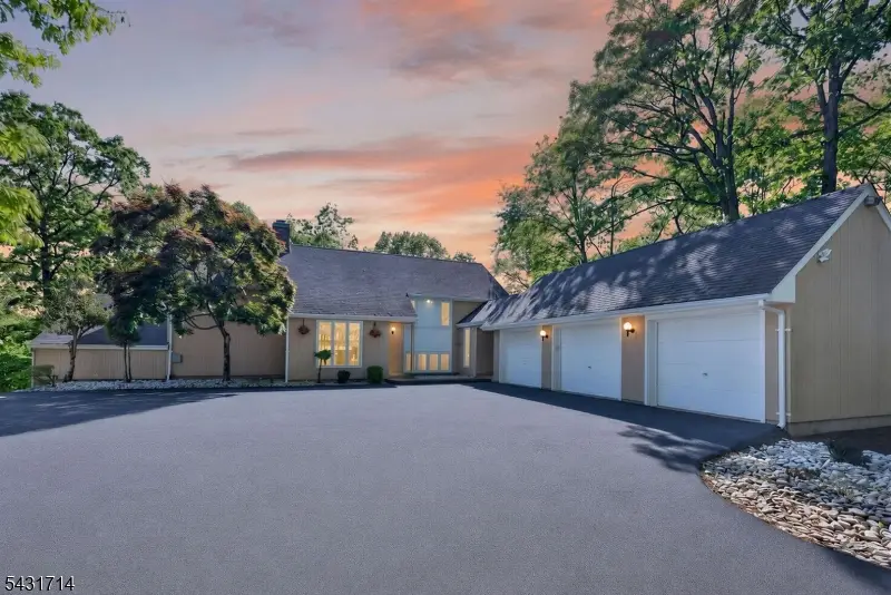 1530 Mountain Top Rd, Bridgewater, NJ 08807 - #3