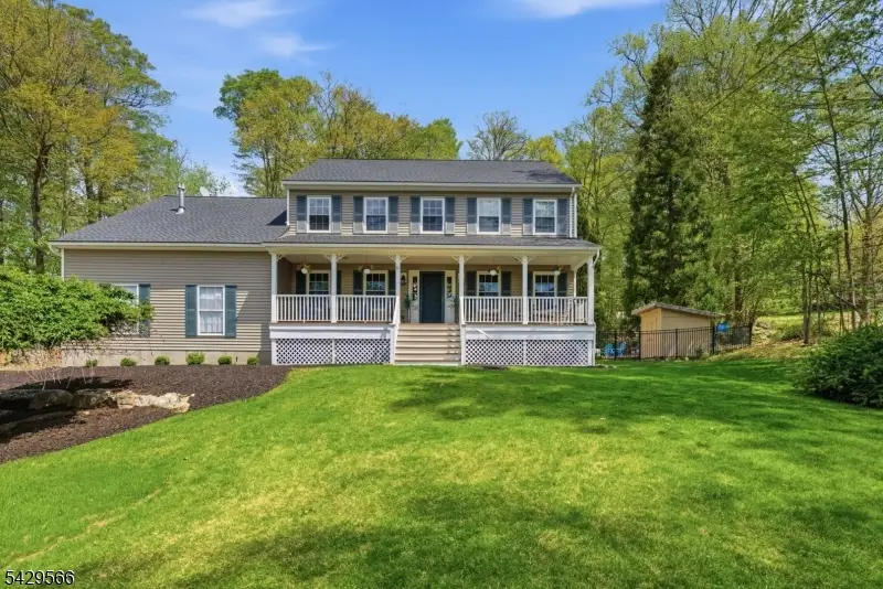 71 Chincopee Rd, Lake Hopatcong, NJ 07849 - #1