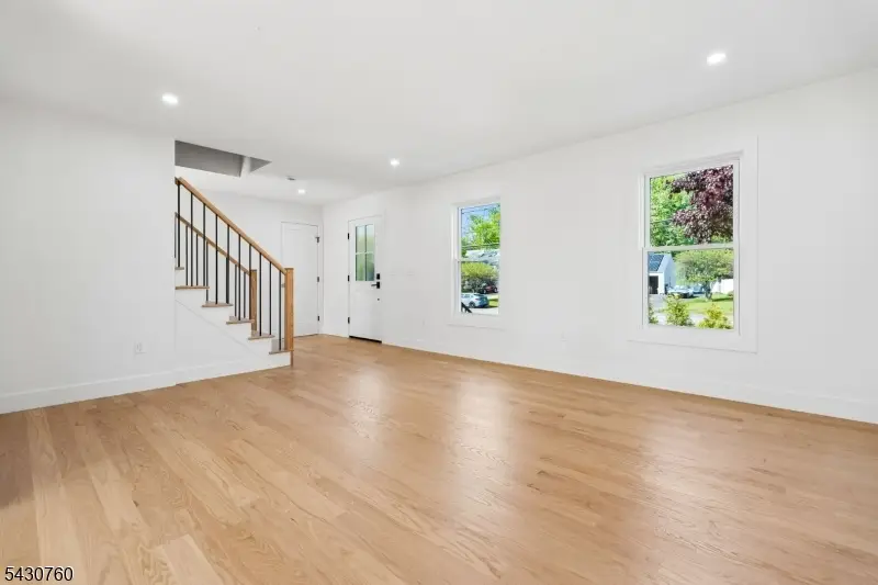 72 E Cedar St, Livingston, NJ 07039 - #2