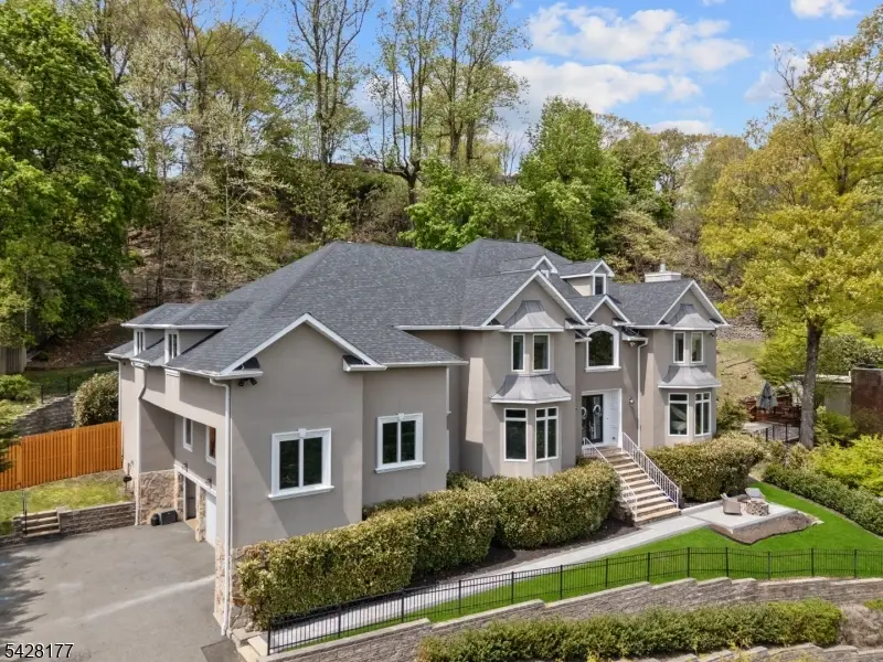 228 Highland Ave, Montclair, NJ 07043 - #2