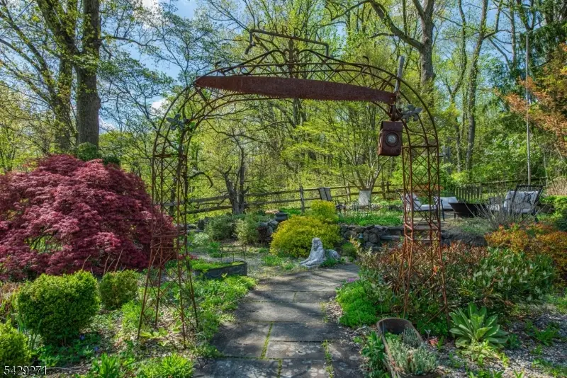 61 Tingley Rd, Mendham, NJ 07960 - #2