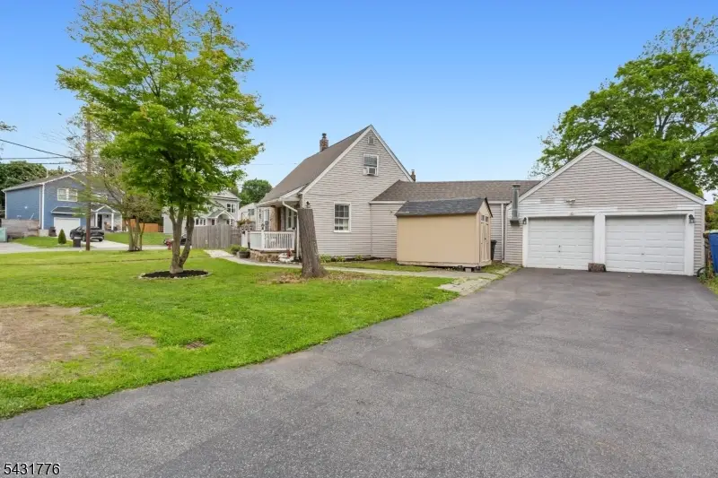 34 Decker Rd, Haskell, NJ 07420 - #3