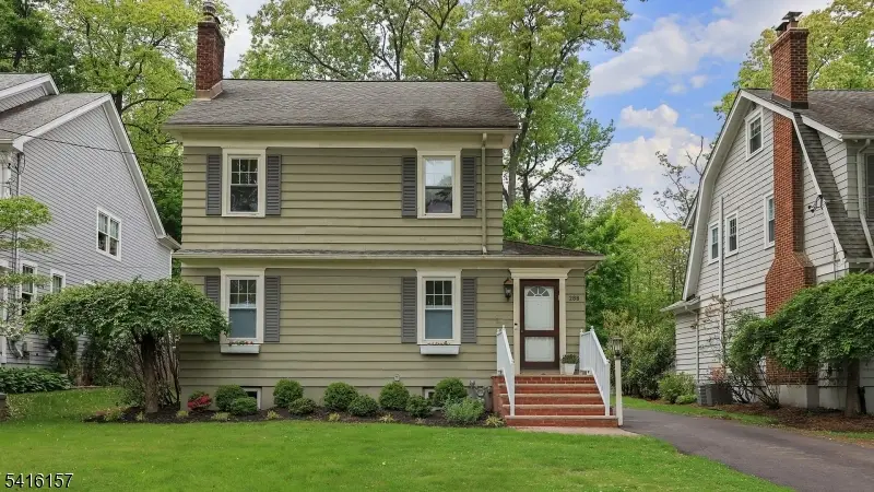 288 Seneca Pl, Westfield, NJ 07090 - #2