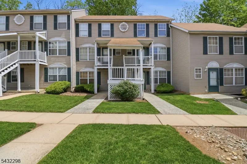 239 40th St #32, Irvington, NJ 07111 - #1