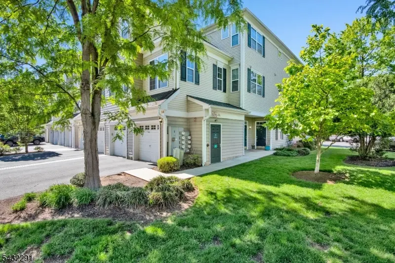 24 Swing Bridge Ln, South Bound Brook, NJ 08880 - #2