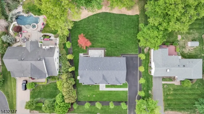 266 Brooklake Rd, Florham Park, NJ 07932 - #2