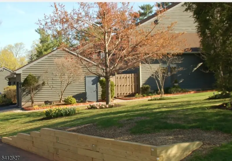 37 Giggleswick Way, Edison, NJ 08820 - #2