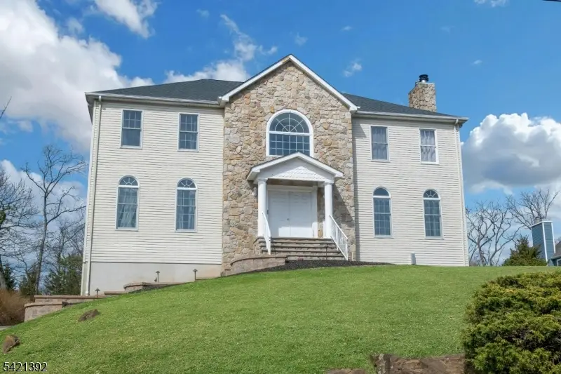 40 Horseneck Rd, Montville, NJ 07045 - #2