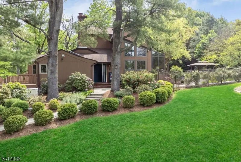 994 Mountain Ave, Berkeley Heights, NJ 07922 - #1