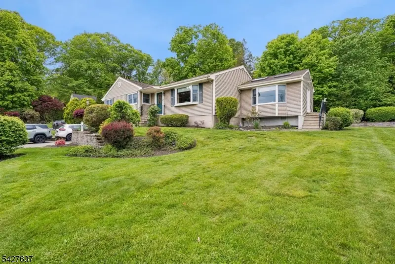 6 Waters Edge, Kinnelon, NJ 07405 - #2