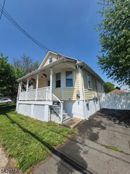 1908 W Camplain Rd, Manville, NJ 08835 - #1