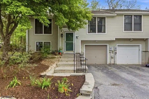 37 Quail Ct, Hardyston Twp., NJ 07419