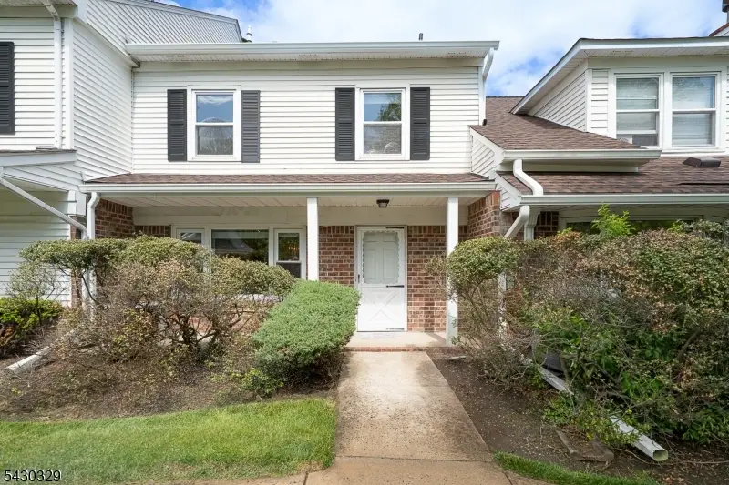 41 Wareham Court, Scotch Plains, NJ 07076 - #3