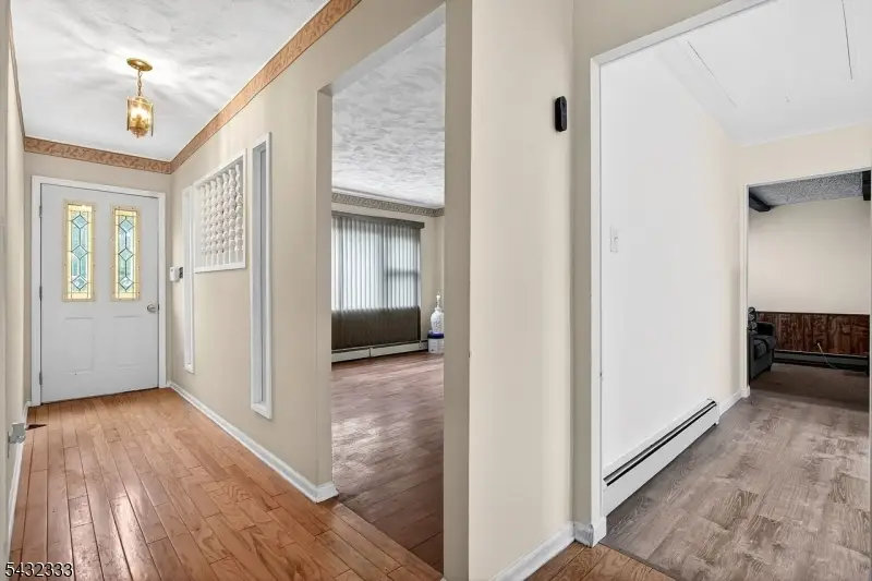 153 Ellen St, Franklin, NJ 08873 - #3