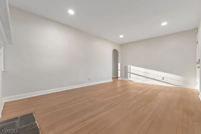 1267 Hollywood Ave, Plainfield, NJ 07060 - #3