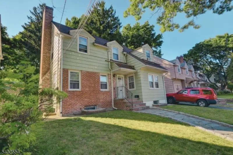 35 Birch St, West Orange, NJ 07052 - #1