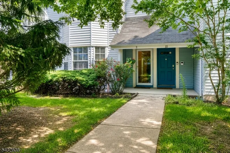 9 Tanglewood Ct #1, South Brunswick, NJ 08852 - #1