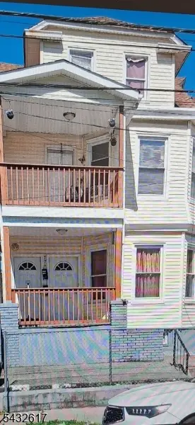 774 E 22nd St, Paterson City, NJ 07513