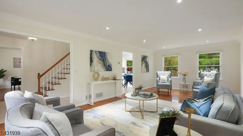9 Starlite Ct, Westfield, NJ 07090 - #2